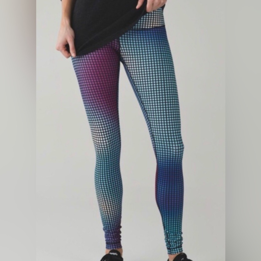 Lululemon Wunder Under III Full-on Luon Cosmic Dot leggings size 4